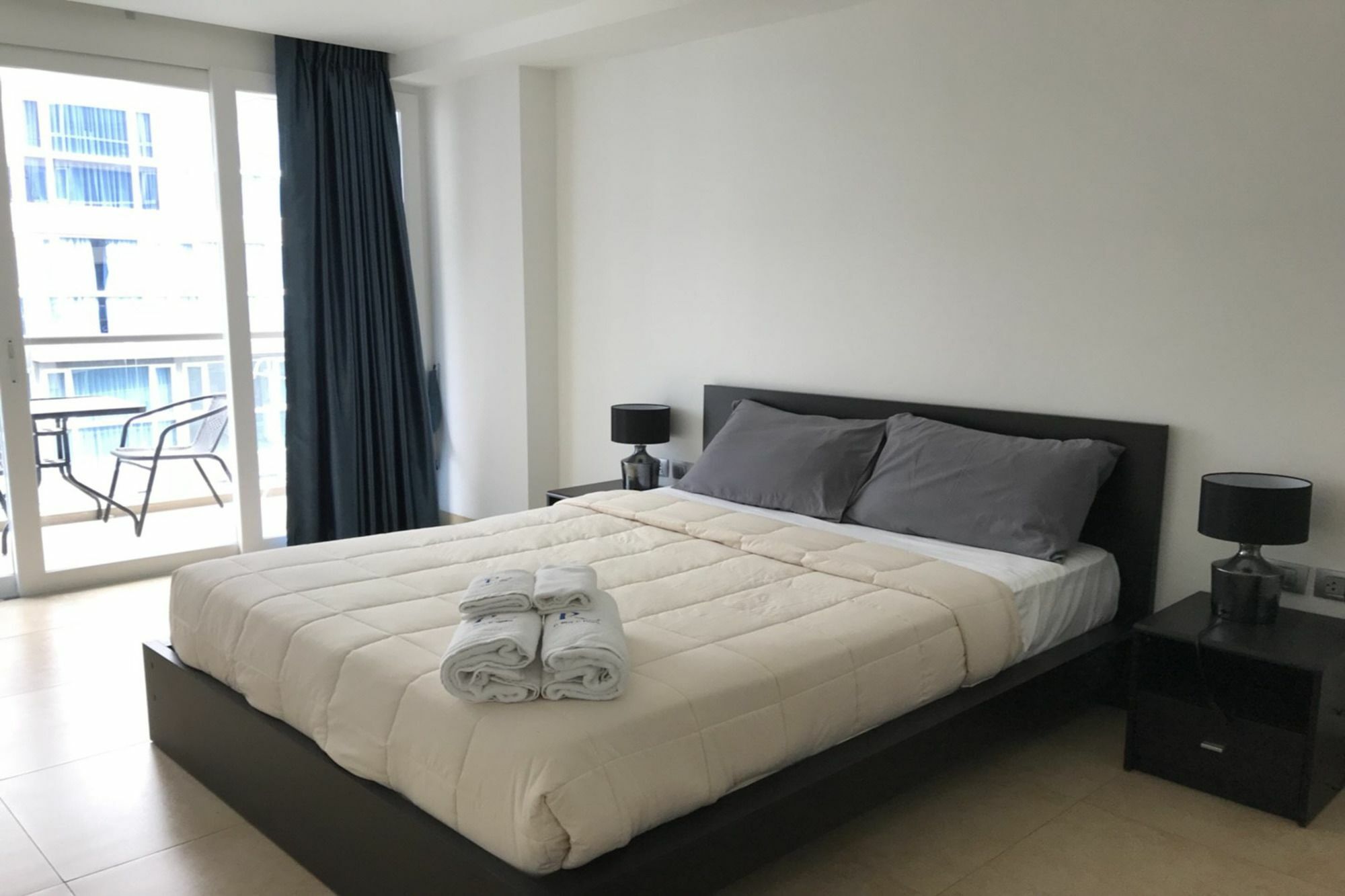 Uplus Avenue Residence Pattaya Luaran gambar