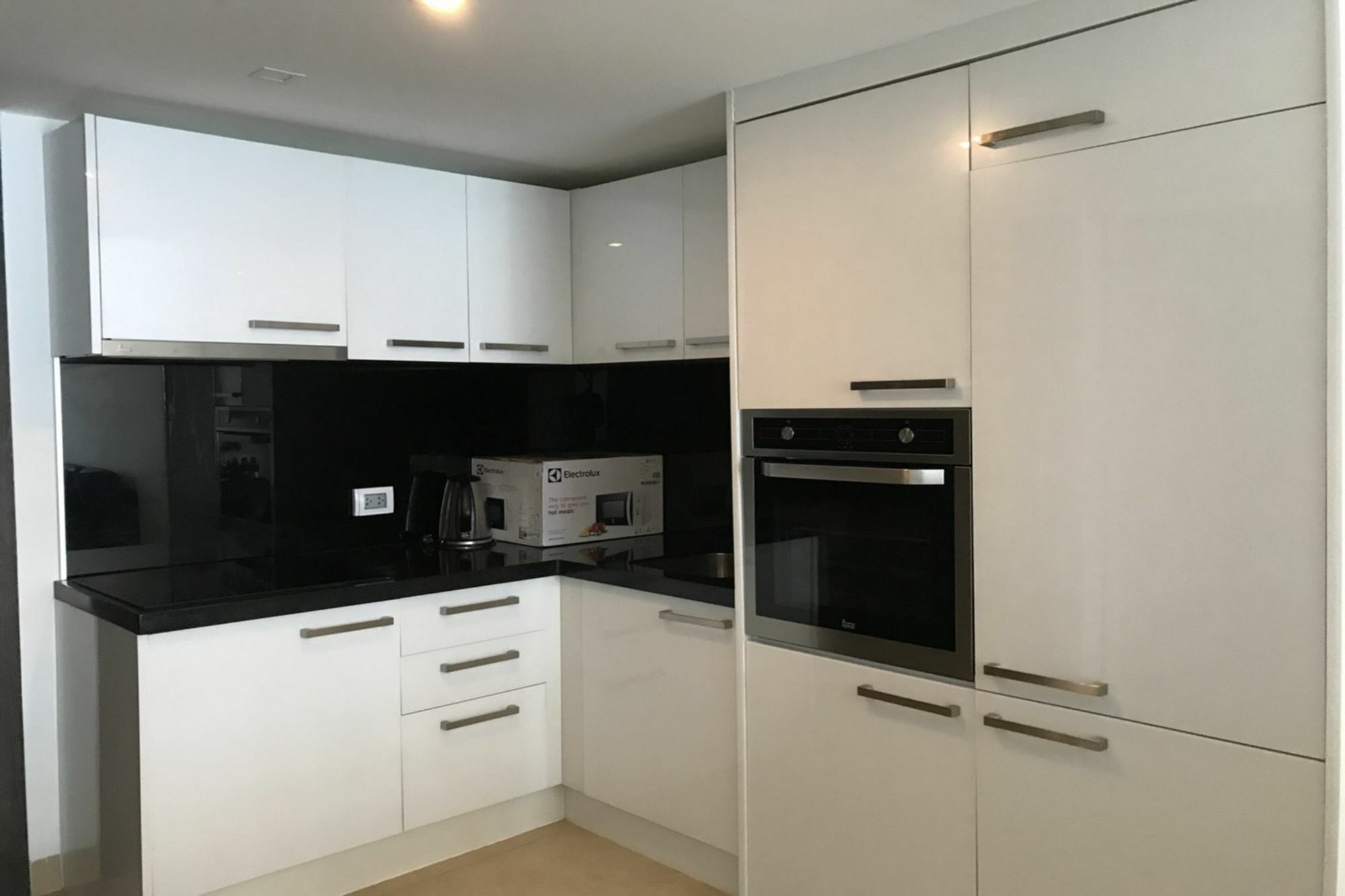 Uplus Avenue Residence Pattaya Luaran gambar