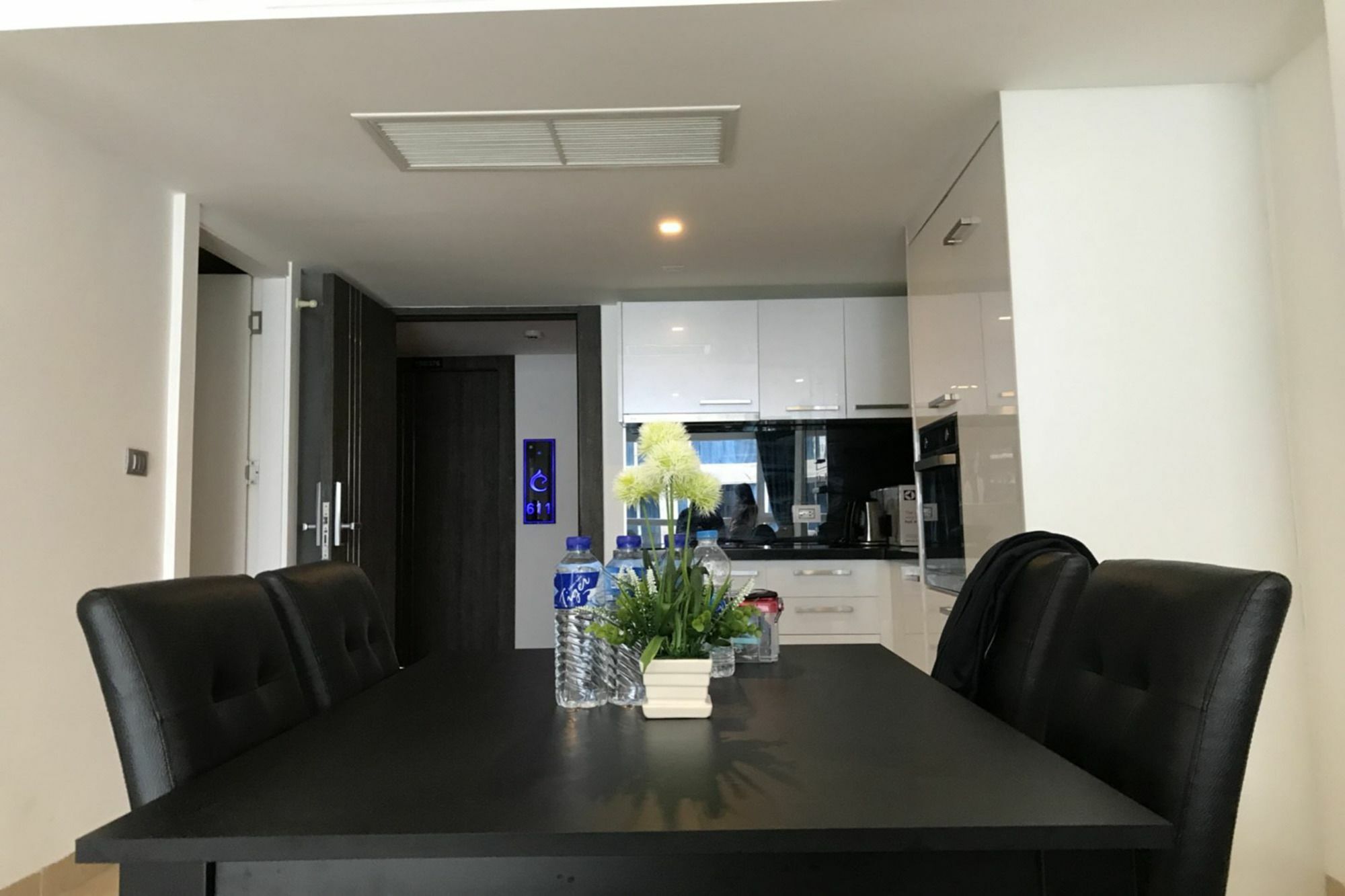 Uplus Avenue Residence Pattaya Luaran gambar